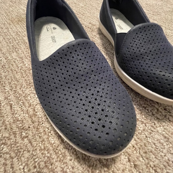 Clarks Collection Ayla Blair Women’s Flats – Size 6.5 – Navy Blue - Picture 8 of 8